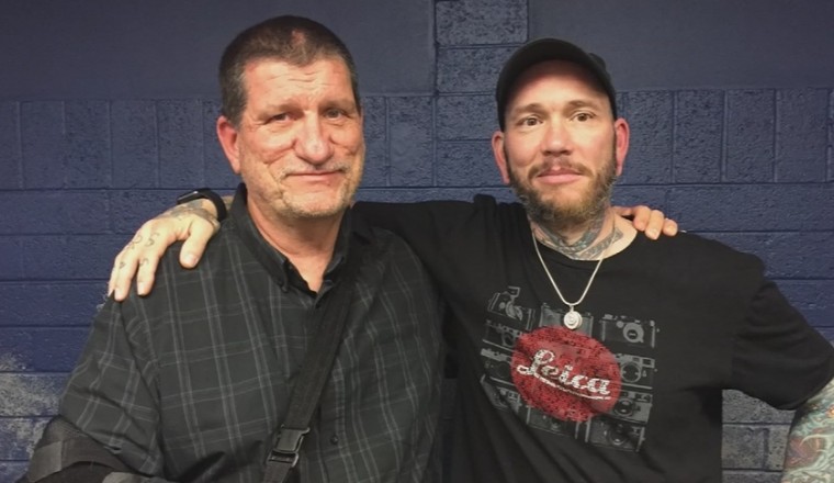 Ex criminal salva la vida de un policía en los EE.UU., “Dios me puso en ese lugar”