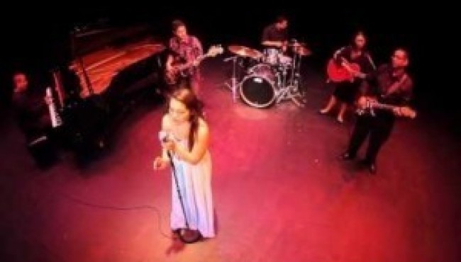 Hailey D (Te Necesito Señor) Vídeo Oficial 2